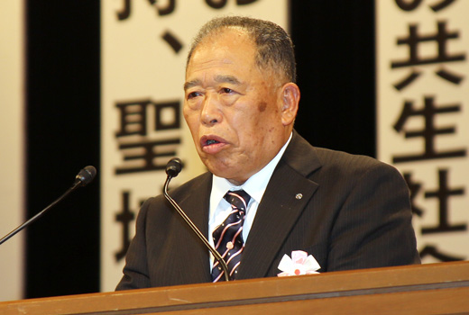 決議提案理由説明（財政委員会）：吉田昇　財政委員会委員長（埼玉県滑川町長）の写真