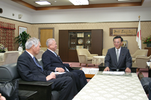 谷垣禎一財務大臣(8月25日）の写真
