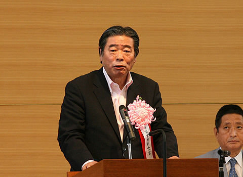内閣総理大臣挨拶：鈴木政二内閣官房副長官の画像