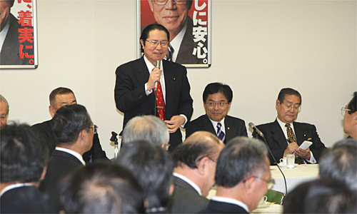 近藤副会長が自民党総務部会関係合同会議に出席状況の写真