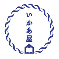 海・家・本の3つの要素を組み合わせたロゴ