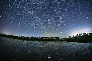 新篠津の星空と田園風景