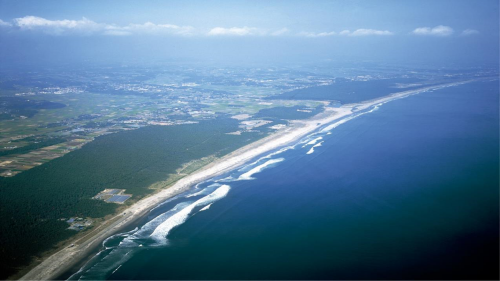 白砂青松100選、日南海岸国定公園に指定されている大崎海岸