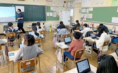 若手教職員が情報交流や校内研修を主導