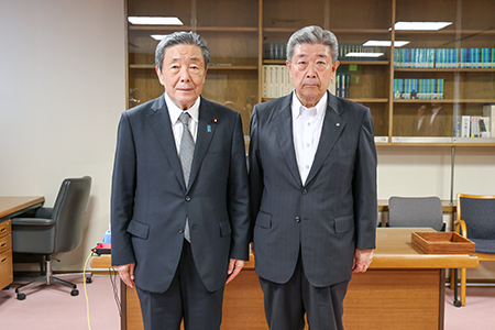 森山総務会長