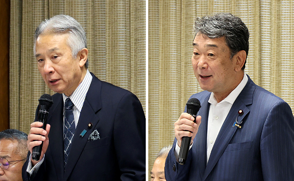 挨拶する盛山大臣（左）と中村部会長（右）