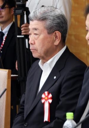 出席する吉田会長