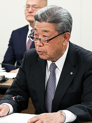 出席する吉田会長
