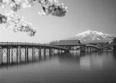 鶴の舞橋