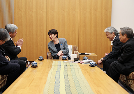 高市総理との歓談の様子