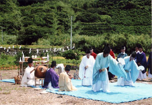 三浦湾荒神祭の様子