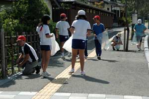 小学生によるボランティア清掃活動