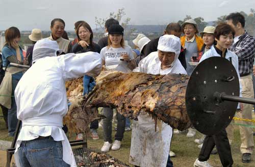 牛の丸焼きの写真