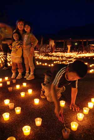 エコキャンドル点火風景の写真