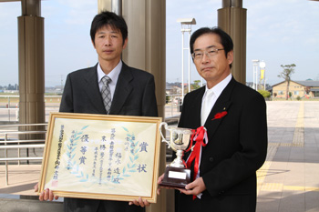 福永透さんの受賞報告の写真