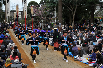 東大社式年神幸祭の写真