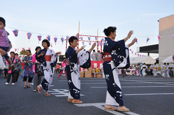 東庄音頭ぼんおどり会の写真