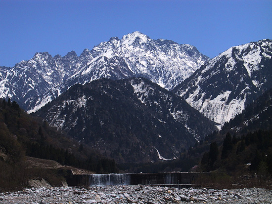 北アルプスの主峰『剱岳（つるぎだけ）』の写真