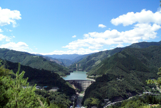 日向椎葉湖の写真