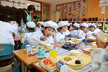 給食風景の写真