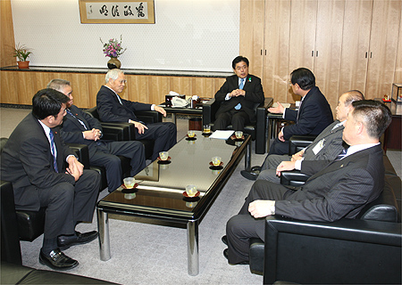 増田総務大臣の写真