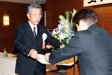 優良町村代表　坂本和昭　大分県九重町長の写真