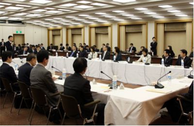 第30次地方制度調査会総会の様子