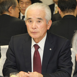 本会からは河島財政委員会委員長が出席