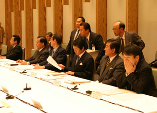 出席した関係大臣の写真