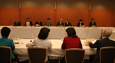 山本会長が地方制度調査会総会で意見の写真