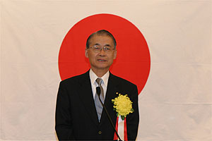 木村参議院総務委員長の写真