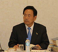 石井正弘岡山県知事