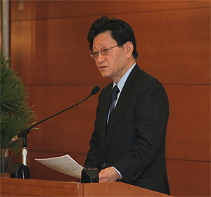 東京大学大学院経済学研究科・経済学部教授　神野　直彦　氏の写真