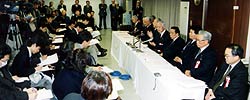 町村自治確立総決起大会を開催４の写真