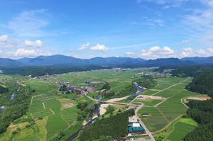 最上町を西から臨む風景