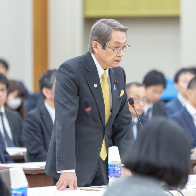 「第32次地方制度調査会第2回総会」に荒木会長が出席