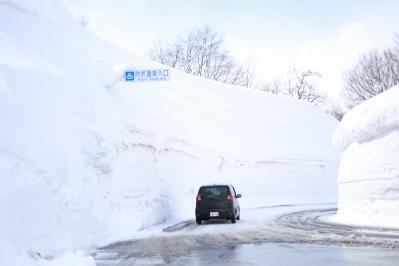 ４ｍを超える雪壁