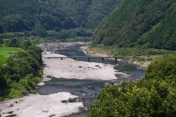 沈下橋