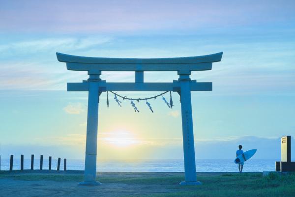 サーフィンと生きる町