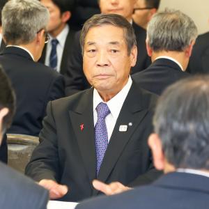 会議に出席した岩田副会長