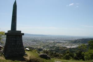 基山山頂から町内を望む