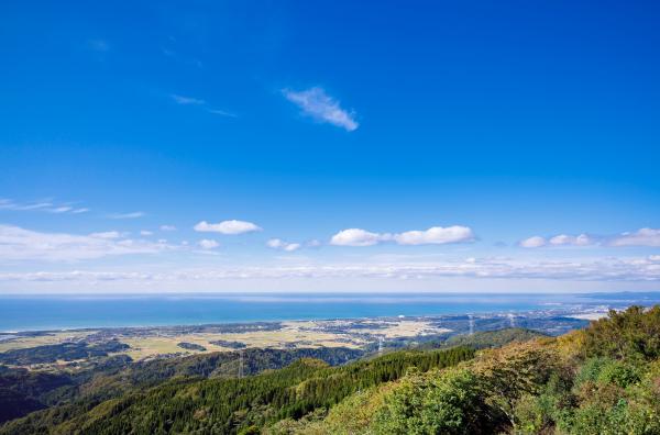 能登半島最高峰「宝達山」からの眺望