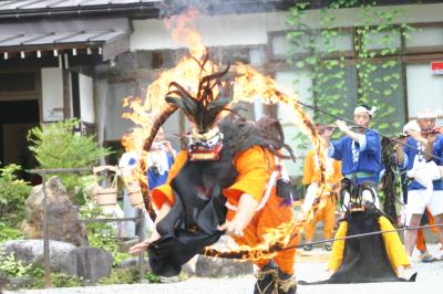 小松豊年獅子踊