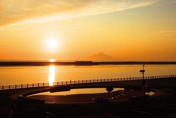 天塩川河川公園からの夕日