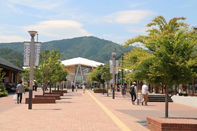 駅前から女川港に向かって形成された にぎわい拠点