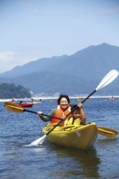 波の静かな山田湾で楽しめるシーカヤック