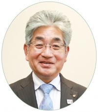 小菅　一弥